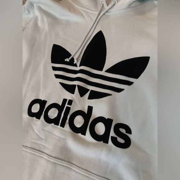 NWOT adidas Ash Green Sweatshirt with Black Velvet Logo - M - Picture 2 of 5